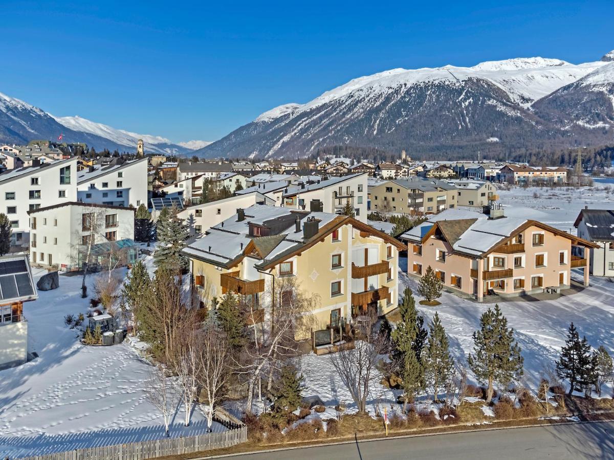 Stambuoch Appartement Celerina/Schlarigna Buitenkant foto